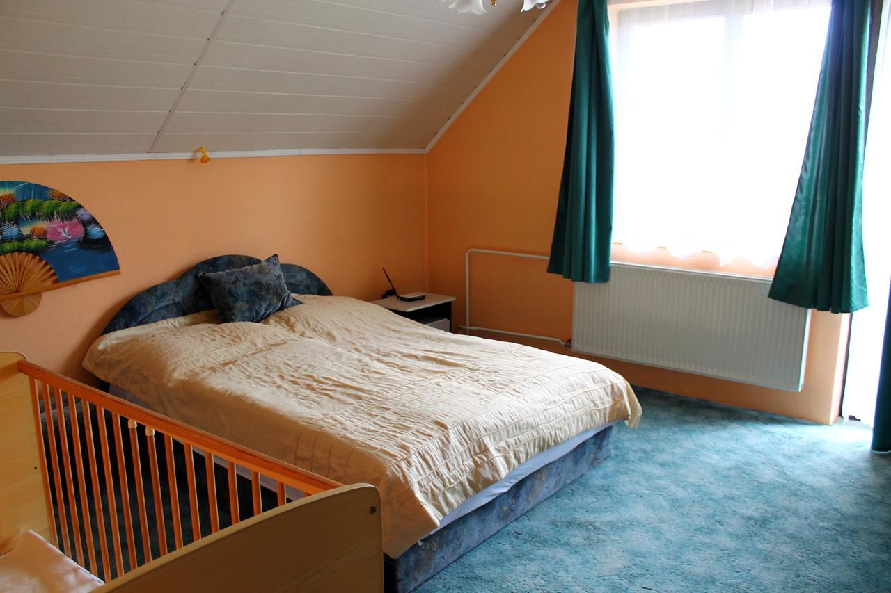 Ibolya Apartmanok Fonyód المظهر الخارجي الصورة