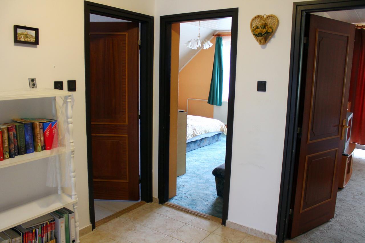 Ibolya Apartmanok Fonyód المظهر الخارجي الصورة