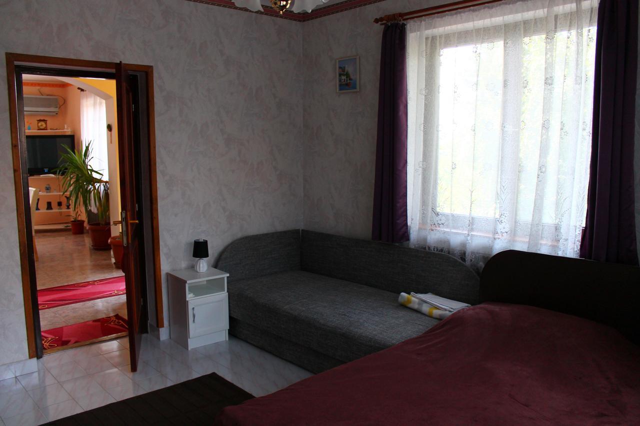 Ibolya Apartmanok Fonyód المظهر الخارجي الصورة